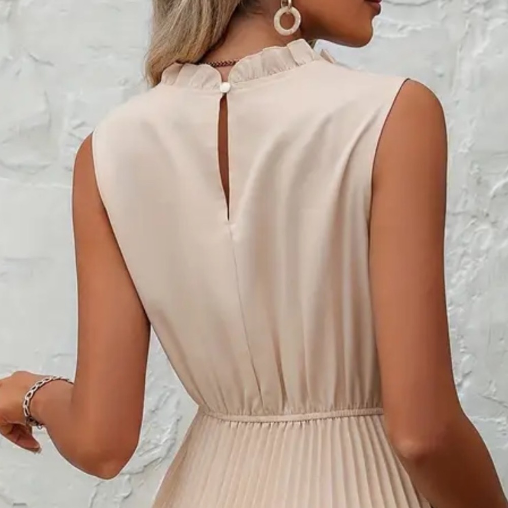 NWOT Stunning Apricot Pleated Midi Dress – Perfect for Summer Events Size XL - Picture 3 of 7